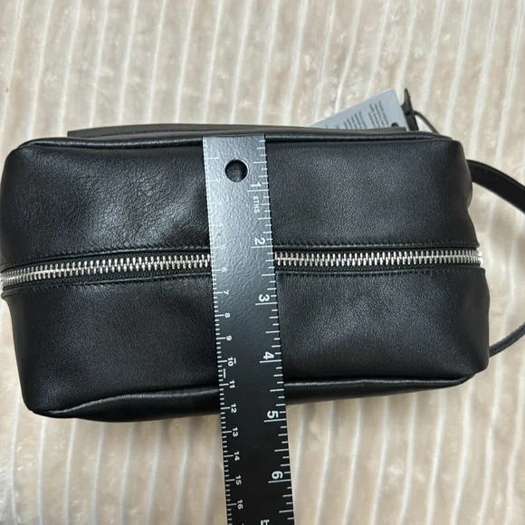 In Pell leather travel bag pouch handmade in Italy